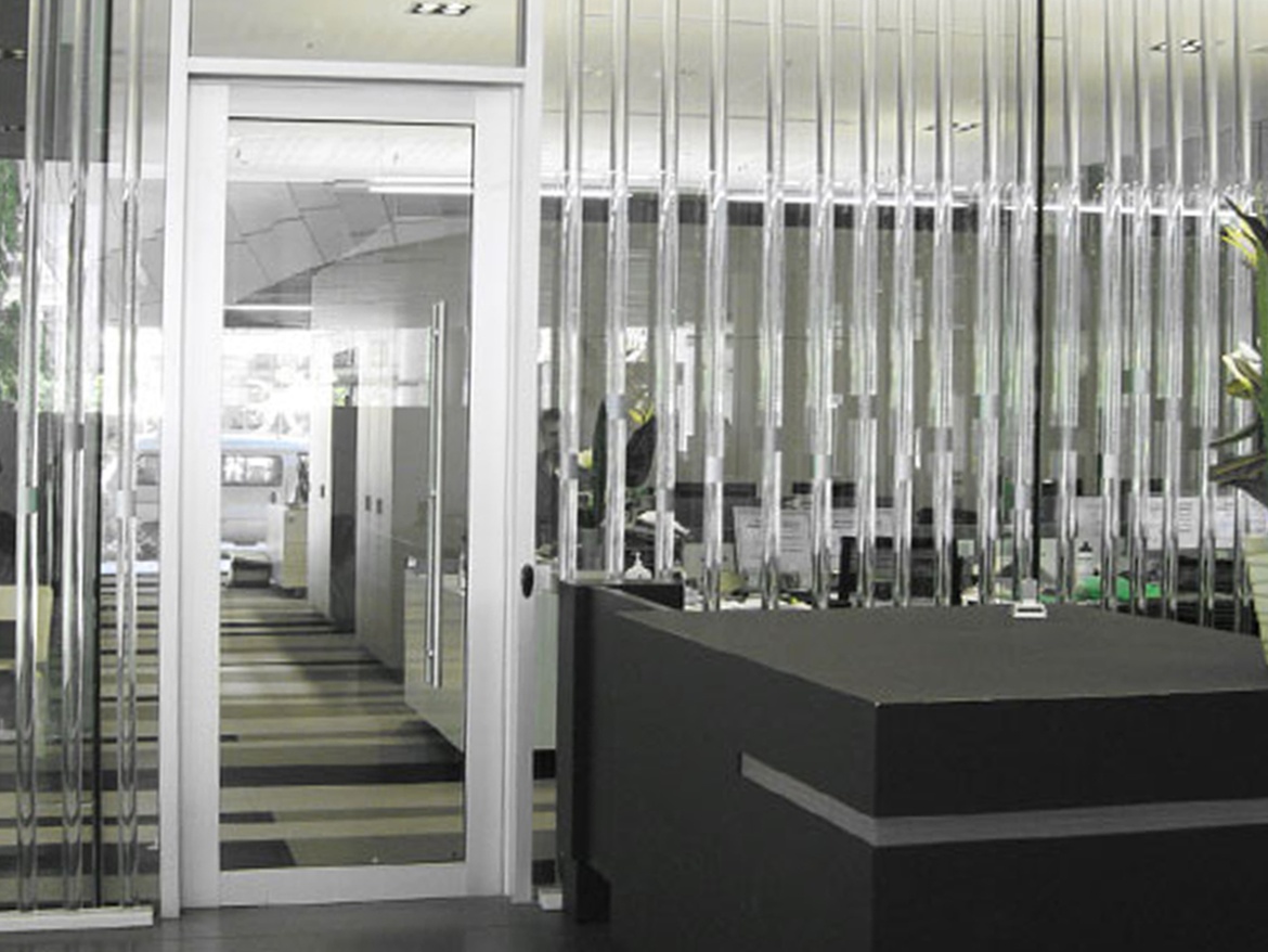 Extrudovaná plexi trubka Plexiglas XT