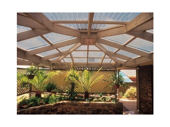 Polykarbonátová vlnitá doska WBH STRONG - číra Covernit Vlnitý polykarbonát WBH Strong čirý