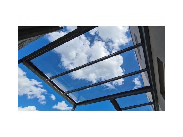 Covernit Polykarbonátová plná deska 8 mm - čirá