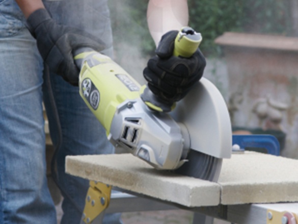 Sarokcsiszoló Ryobi EAG2000RS