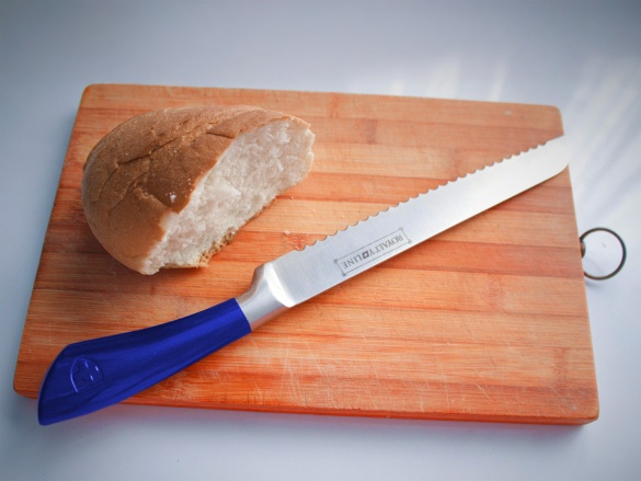 Jak nabrousit nůž na pečivo