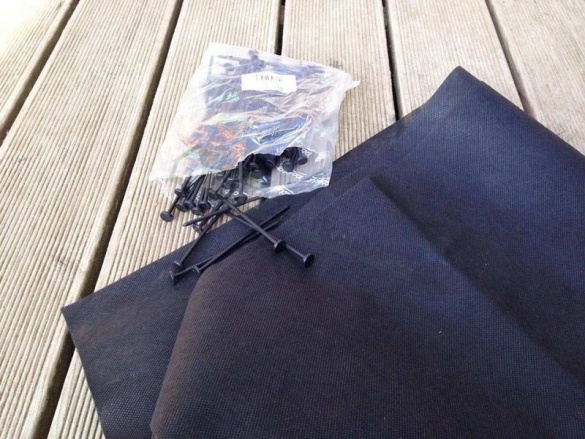 Bradas Plastové kolíky pro agrotextílie 15cm /100ks