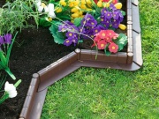 Kouzlo obrubníků aneb „rozděl a panuj“