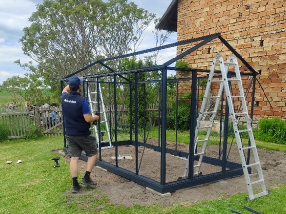 Üvegház összeszerelés