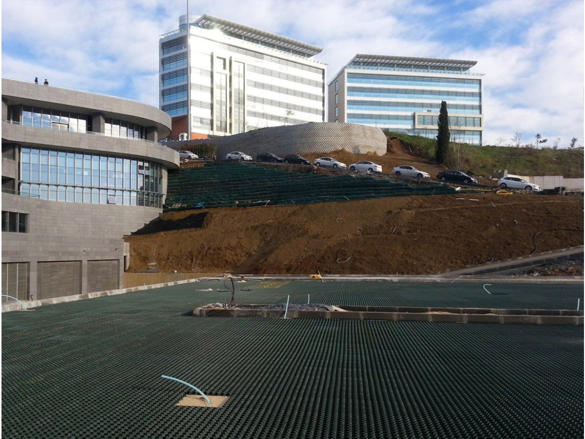 Zatravňovací tvárnice Gutta Guttagarden