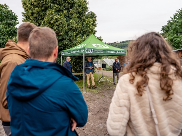 Autonóm üvegházunk egy hortibotanikus napon