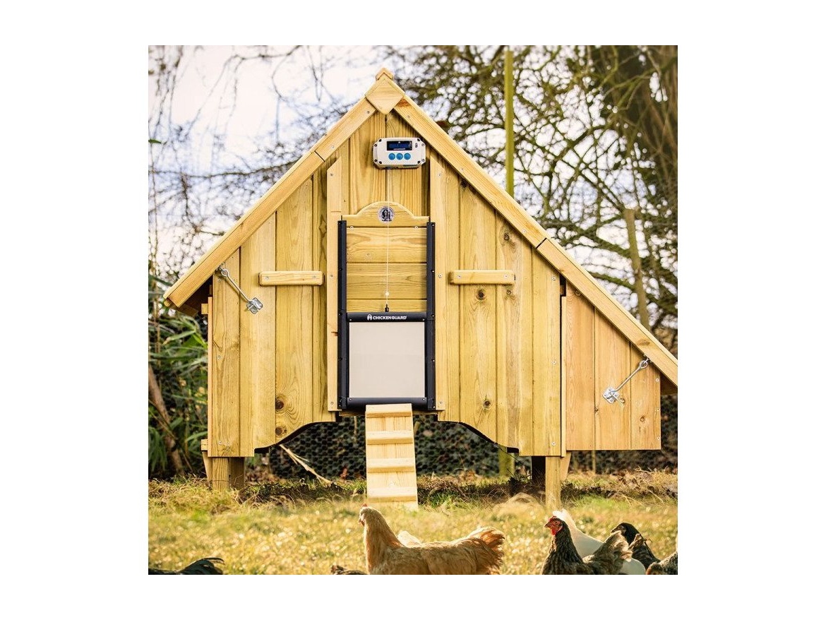 Otevírání a zavírání kurníku Scobax CHICKEN GUARD PRO 25x30 (rozbalené)
