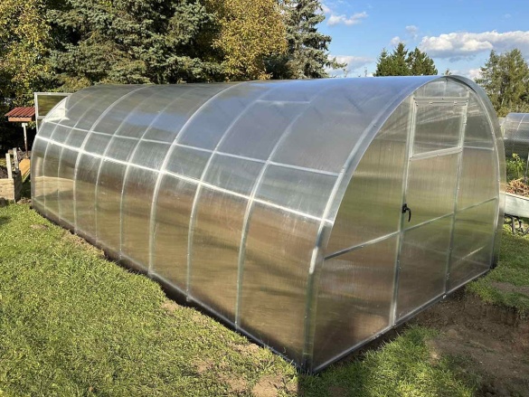 Professzionális, kulcsrakész üvegháztelepítések