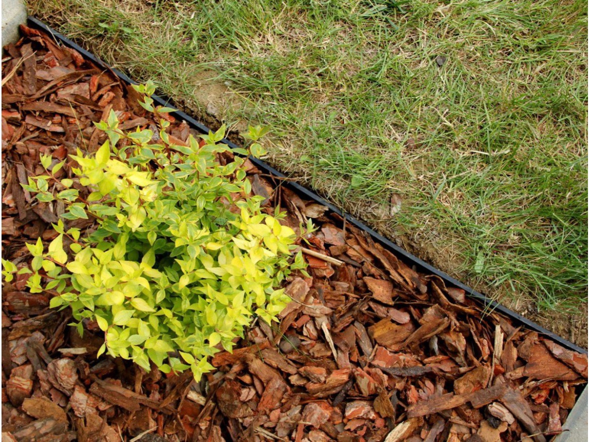 Neviditelný obrubník Covernit Covergarden