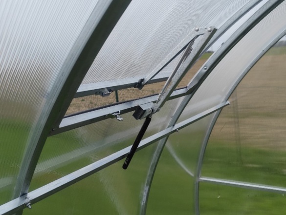 Professzionális, kulcsrakész üvegháztelepítések