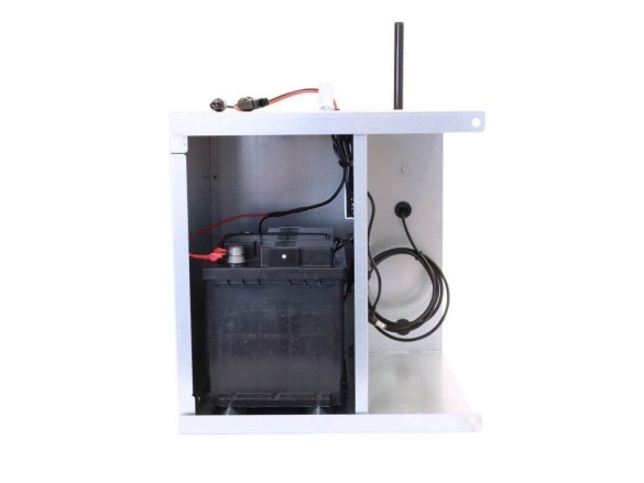 Scobax Základní sada na solární ohradník s přenosnou schránkou, regulátor 10 A, panel 100 W, konzole
