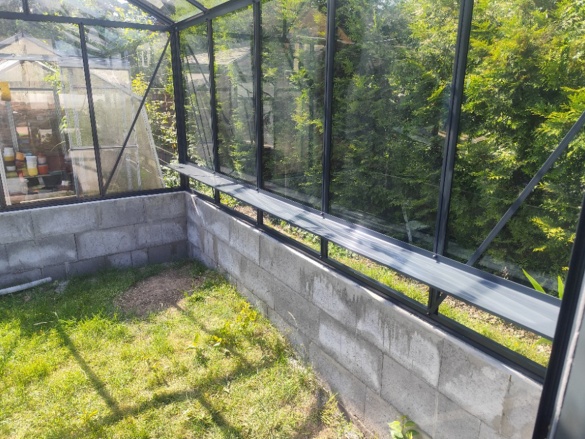 Profesionální montáže skleníků na klíč