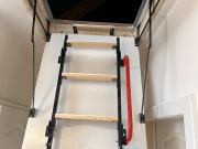 Montáže podkrovných schodov