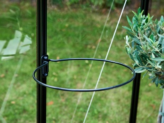 Üveg –  Juliana Držák na pytel