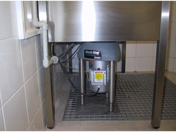 Drviče odpadu Waste King Commercial 2000