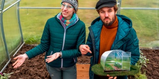 Az üvegház és a virágágyások téliesítése