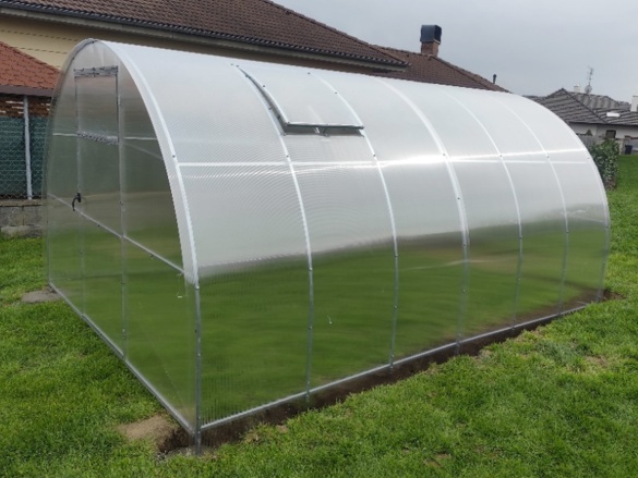 Professzionális, kulcsrakész üvegháztelepítések