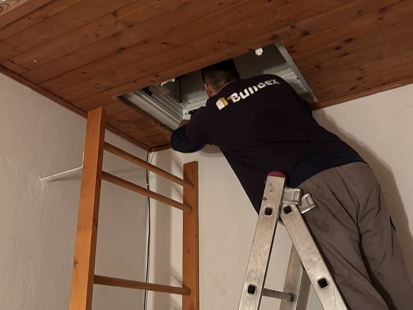 Montáže podkrovných schodov