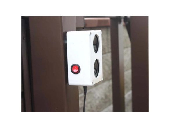 Scobax Vodotěsný ultrazvukový plašič na kuny, myši a potkany  DRAGON ULTRASONIC C200