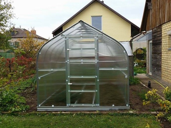 Skleník z polykarbonátu Covernit Standard