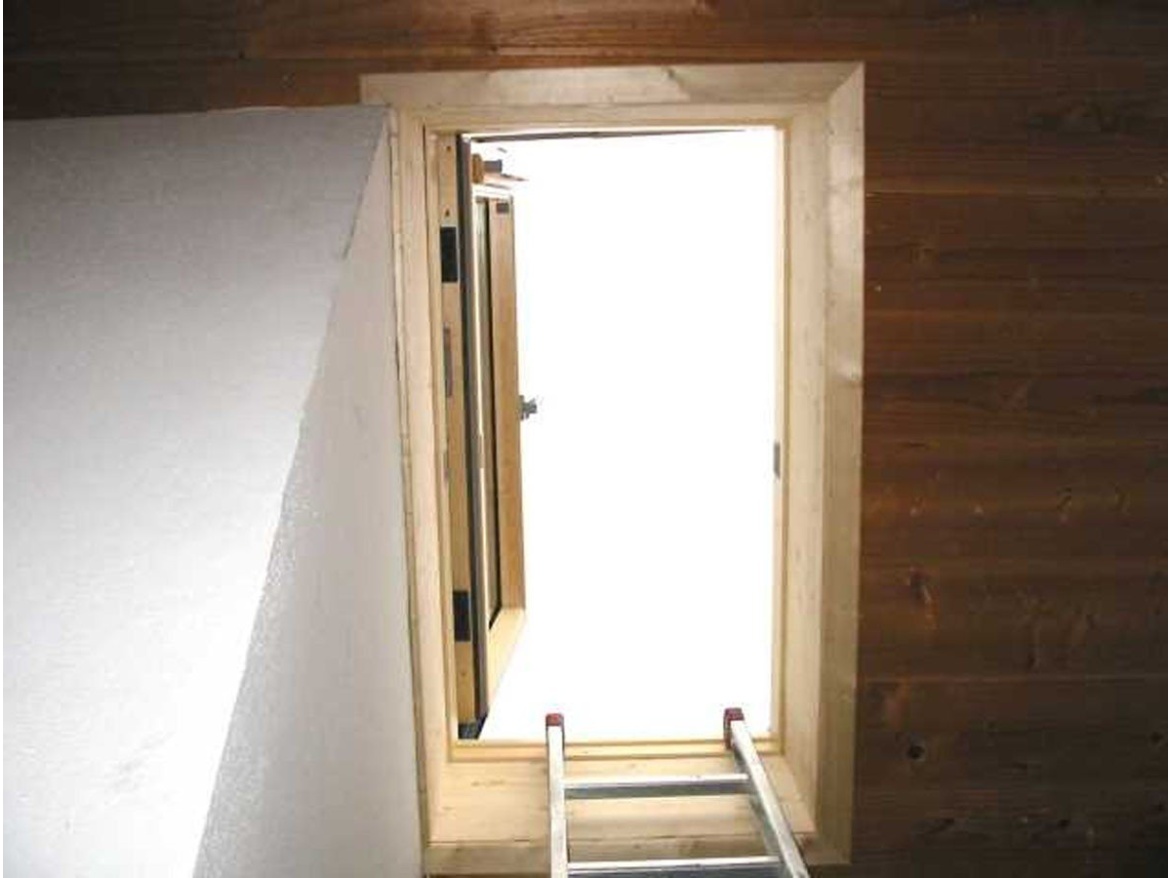 Velux Střešní výlezové okno GXL/GXU pro zateplenou střechu