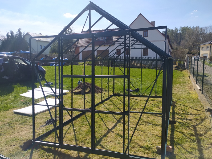 Montáže skleníkov