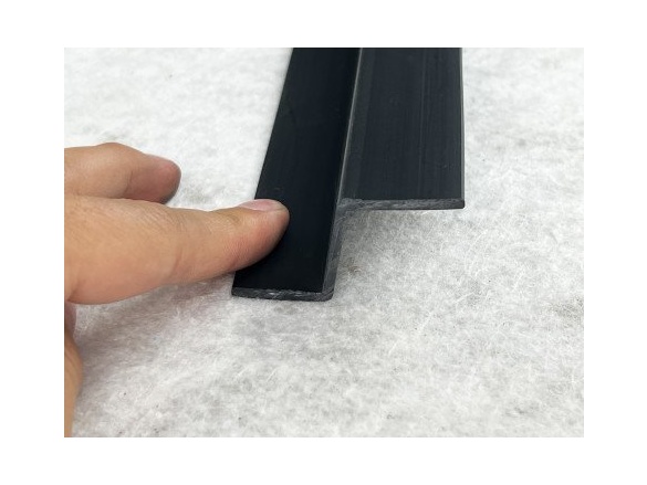 Covernit Ukončovací lišta T20