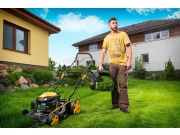 Multifunkční travní sekačka 4 v 1 s benzinovým motorem a pojezdem Riwall PRO RPM 5135