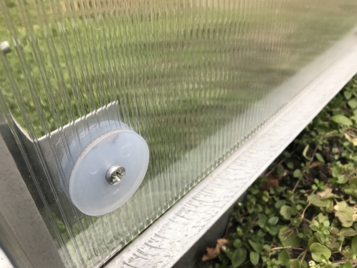 Záhradný skleník z polykarbonátu Gutta Gardentec Classic