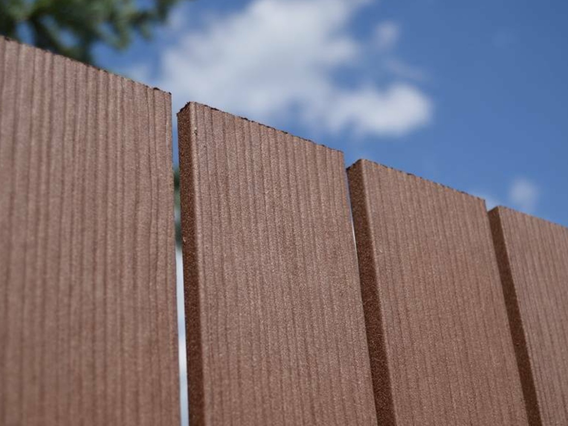 Dřevoplastové plotovky T-plastics