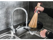 G21 Grilovací nářadí  bambusový kartáč na čištění pánví