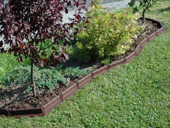 Zahradní obrubník s pojezdem Gutta Guttagarden Smart