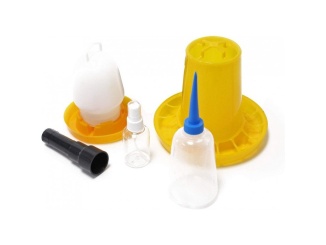 Drůběž – Scobax Základní sada pro líhnutí - SET - krmítko, napáječka, postřikovač vajec, flaštička a prosvětlovačka vajec