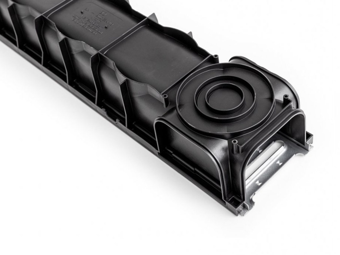 Plastový žlab s pozinkovanou mříží Gutta A15