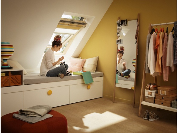 Kyvné střešní okno Premium Velux GGL 3073