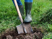 Kotvenie záhradného domčeka