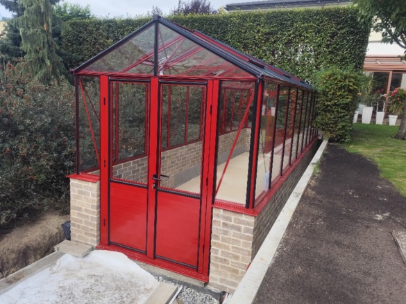 Profesionálna montáž skleníkov na kľúč