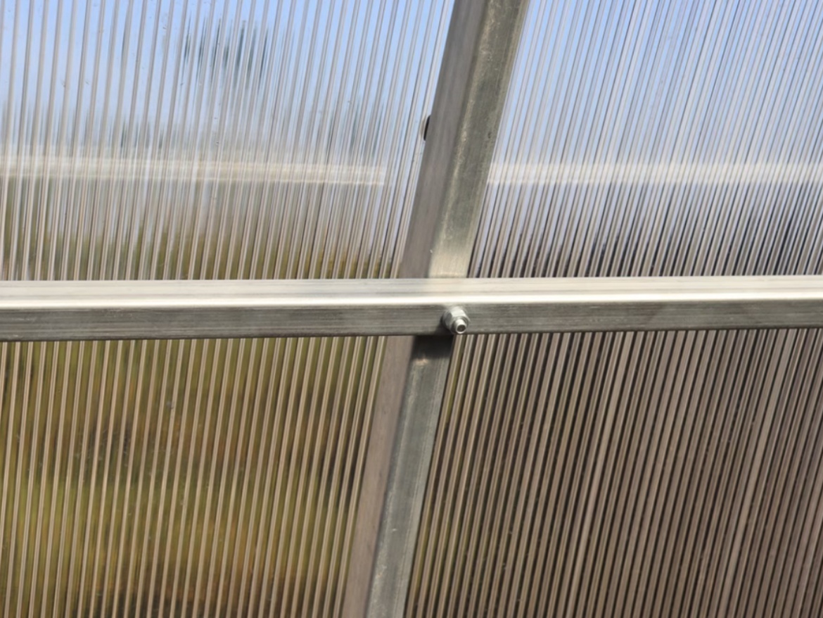 Skleník z polykarbonátu Scobax Scout