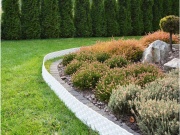 Kúzlo obrubníkov alebo „rozdeľ a panuj“