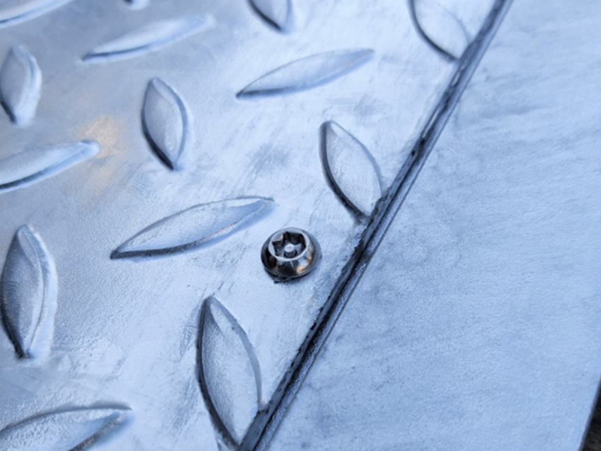 Poklop Scobax Steelsafe Zinc