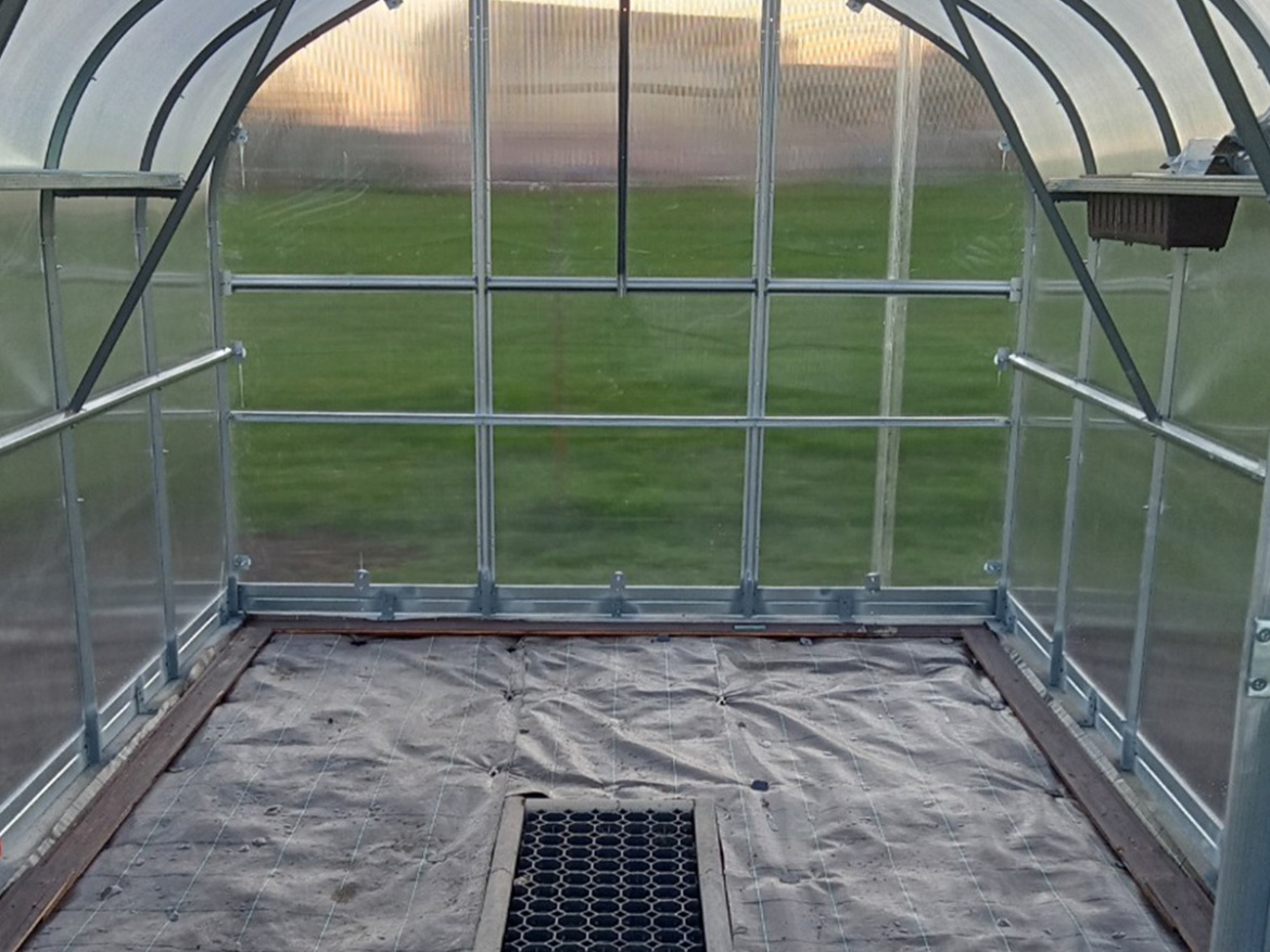 Záhradný skleník z polykarbonátu Gutta Gardentec Standard