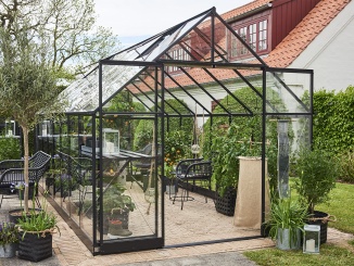 Záhrada – Halls Qube +