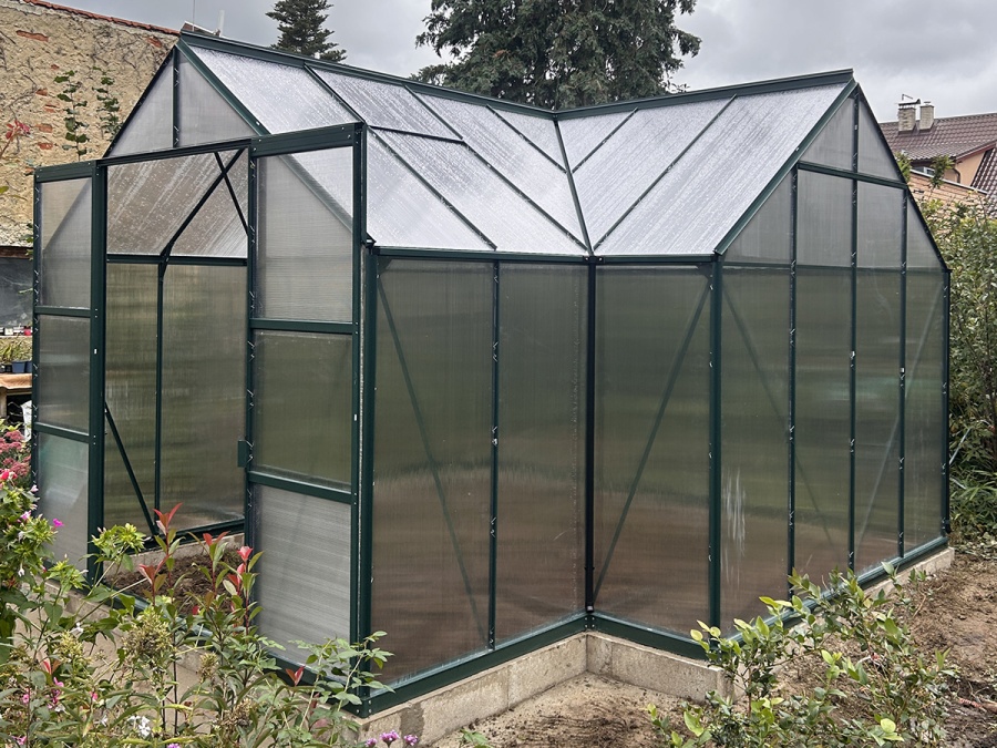 Montáže skleníkov