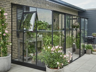 Téli kertek –  Halls Qube Lean-to Wall