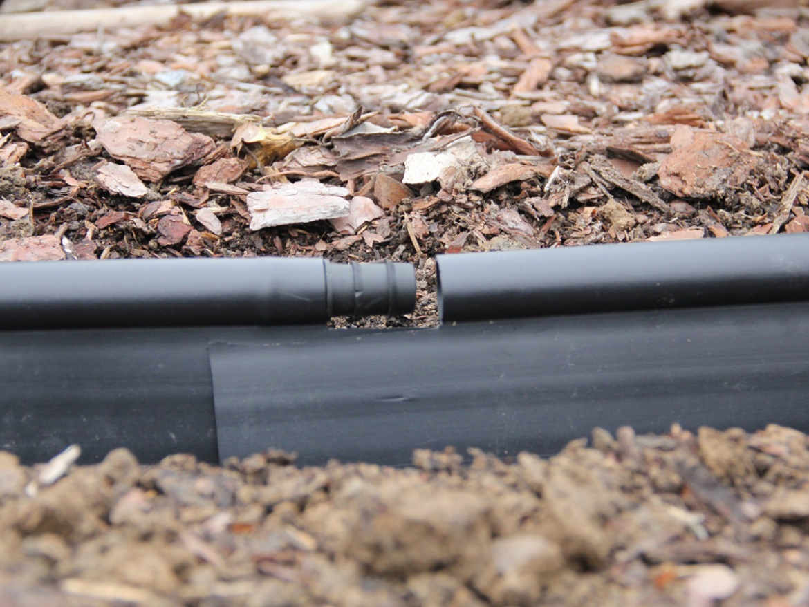 Neviditeľný obrubník Lanit Plast Garden