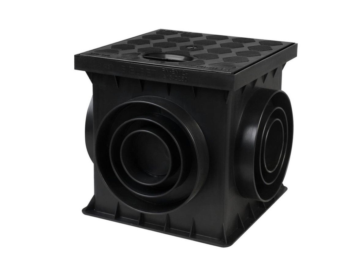 Revizní šachta Bielbet s poklopem