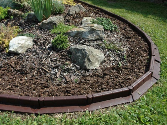 Záhradný obrubník s pojazdom Gutta Guttagarden Smart