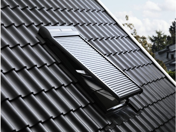 Venkovní roleta na solární ovládání Velux SSL