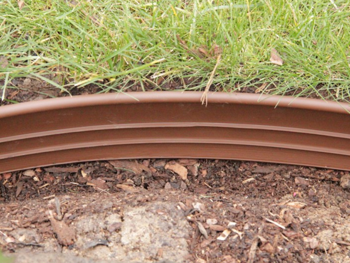 Neviditelný obrubník Grate Garden Diamond Junior