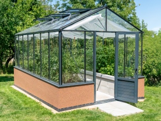 Klasické skleníky ze skla Euro-Serre –  Maxi On-wall 6,0 mx 3,1 m EMWALL309X604M83CM